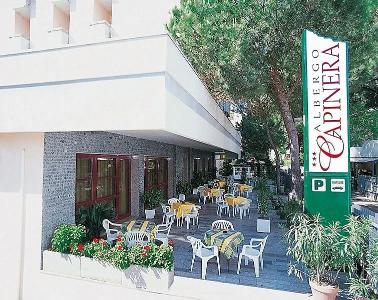 Hotel Capinera リミニ